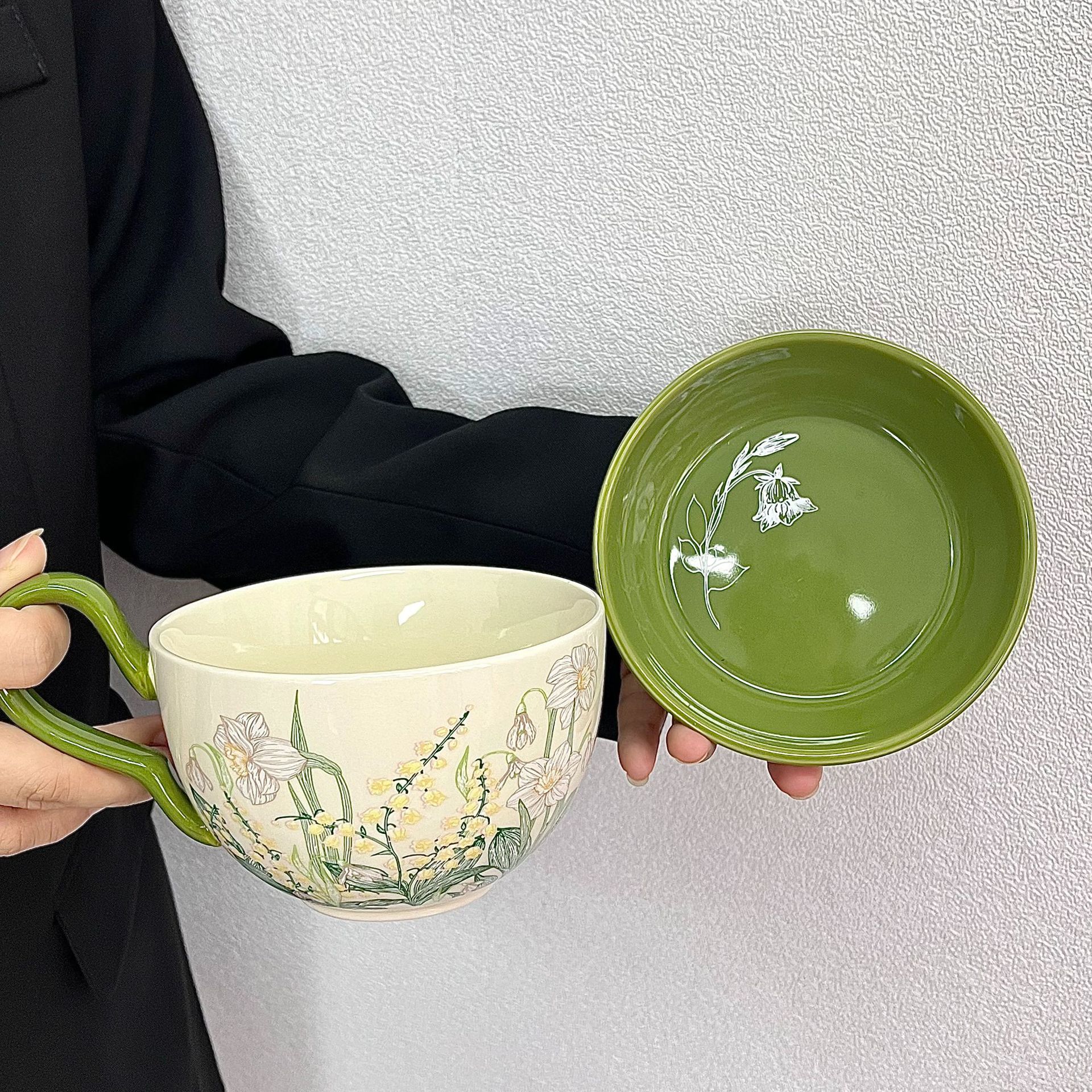 Daffodil Ceramic Cup and Saucer Set
