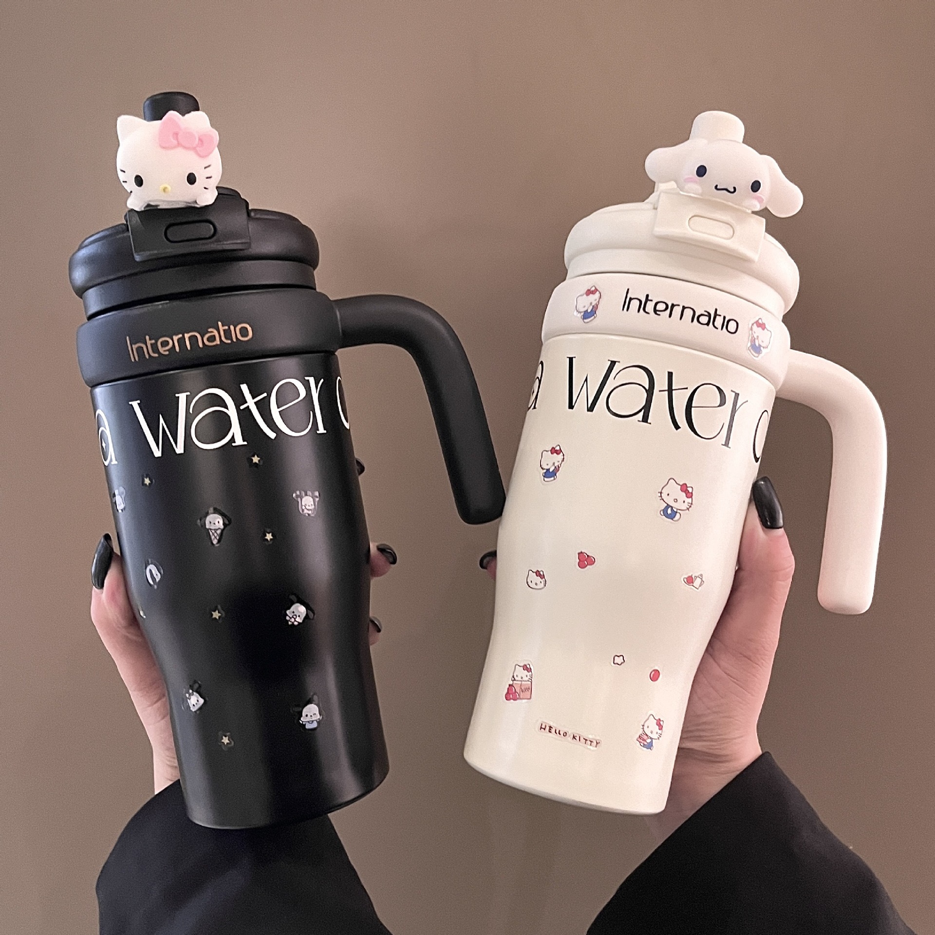 Large Capacity Straw Water Bottle