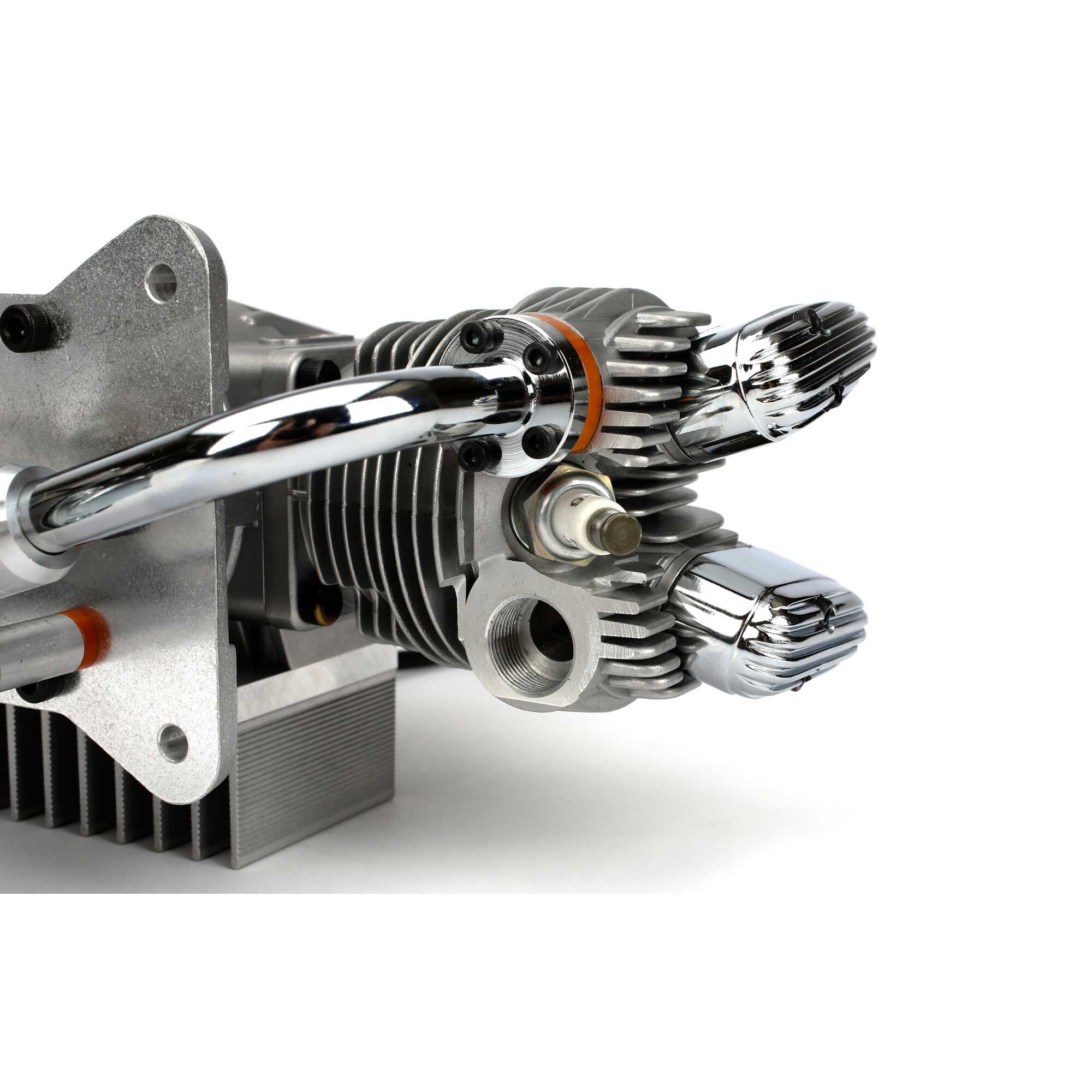 Saito Engines 57cc Gas Twin Engine 4-Stroke: BT