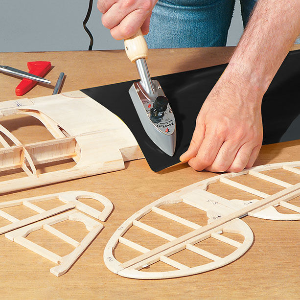 Top Flite MonoKote Black 6'