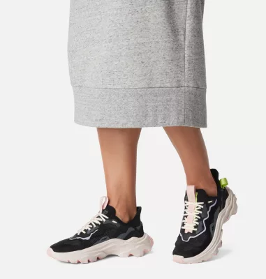 Women's Kinetic™ Breakthru Day Lace Sneaker