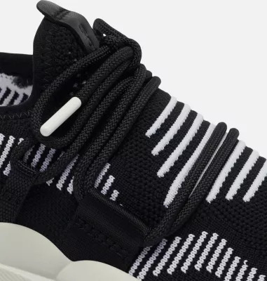 Women's Explorer™ Defy Low Sneaker